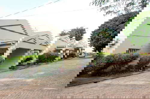 Photo 7 - Riverside Apartments