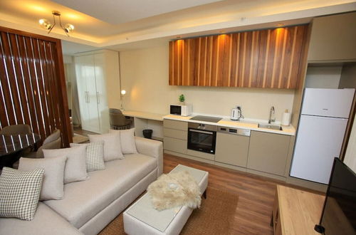 Foto 7 - Modern Studio Apartment Near Mall of Istanbul