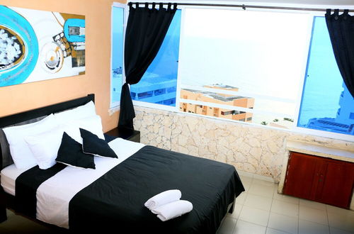 Photo 3 - Apartment in Cartagena Ocean Front Num1c5