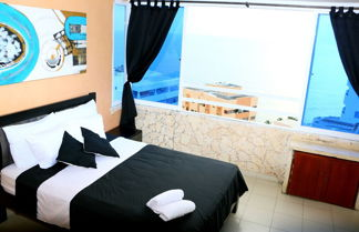 Photo 3 - Apartment in Cartagena Ocean Front Num1c5