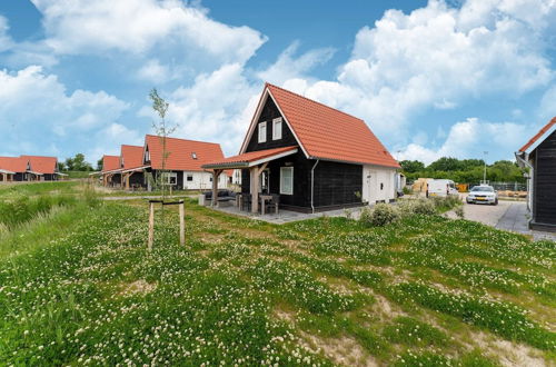 Photo 32 - Beautiful Holiday Home in Scherpenisse Near Beach