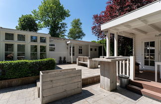 Photo 1 - Beautiful Beach hut in Voorthuizen With Wellness