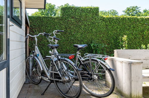 Photo 31 - Beautiful Beach hut in Voorthuizen With Wellness