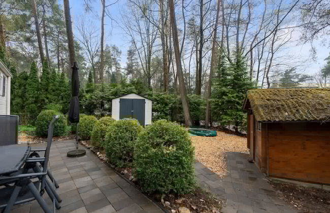 Beautiful Holiday Chalet in Emst With a Private Garden - Photo 14