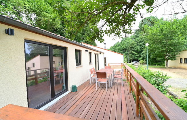 Bungalow by Lake Rabais in Virton - Foto 13