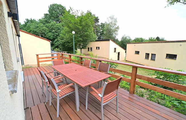 Bungalow by Lake Rabais in Virton - Foto 1