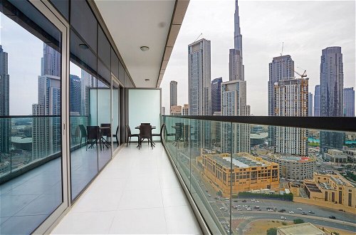 Foto 19 - Tanin - Chic Apt With Infinity Pool and Burj Khalifa View