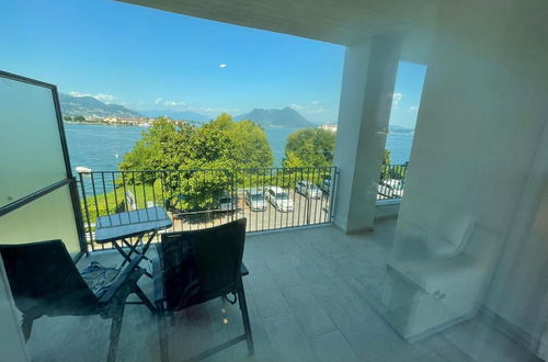 Foto 5 - Isole Apartment With Pool and Lake View in Baveno