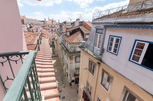 Photo 63 - Portas do Bairro Alto