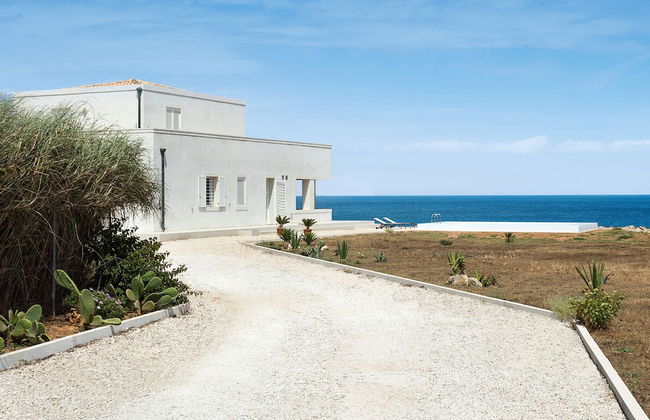 Villa Capo Passero is an Exclusive Villa With Swimming Pool - Photo 26