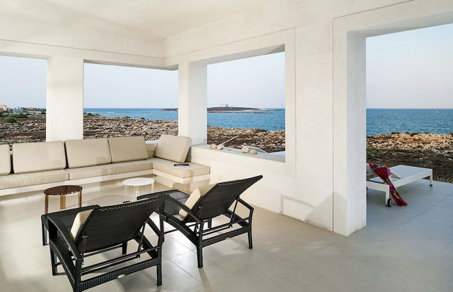 Villa Capo Passero is an Exclusive Villa With Swimming Pool - Photo 24