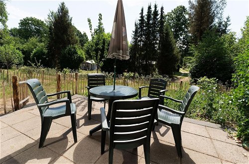 Foto 20 - Cosy Holiday Home in Eerbeek With Balcony/terrace