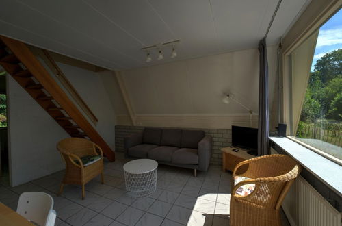 Foto 18 - Cosy Holiday Home in Eerbeek With Balcony/terrace