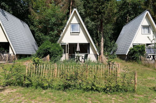 Foto 30 - Cosy Holiday Home in Eerbeek With Balcony/terrace