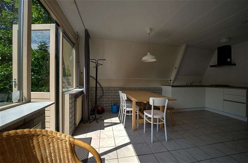 Foto 27 - Cosy Holiday Home in Eerbeek With Balcony/terrace