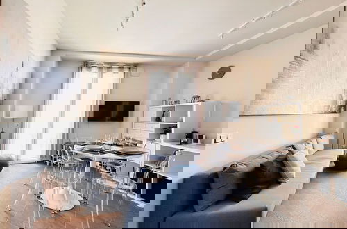 Foto 2 - Moderno Bilocale con Terrazzo e Parcheggio