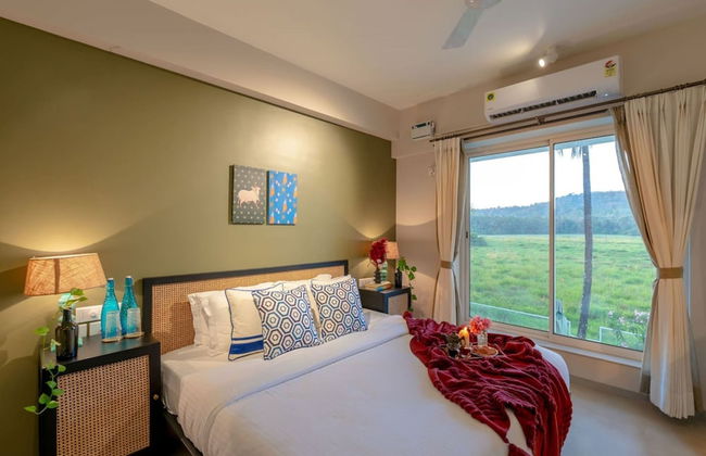 Legacy by Hireavilla- Full Field View Villa w Pool - Foto 26
