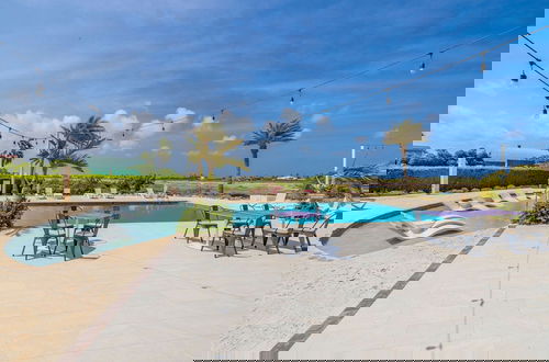 Foto 51 - Gated Community 2br3ba Gold Coast Pools GYM