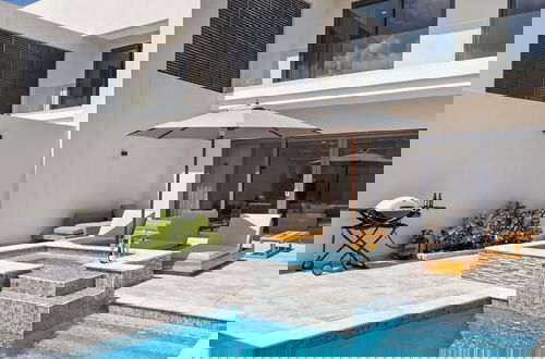 Foto 46 - High-end Villa Walk to Beach Pool Ocean View