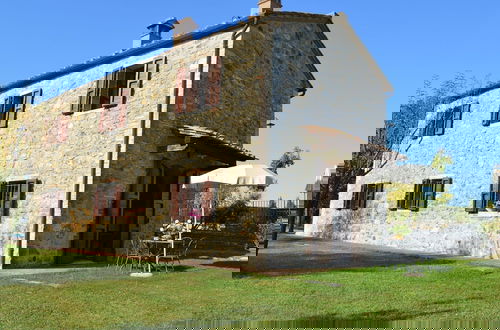 Photo 19 - Tuscan Retreat in Montalceto