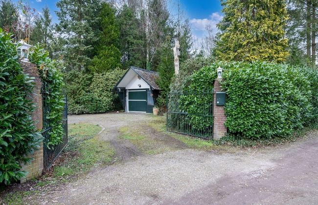 Arendonk Pondside Chalet - Photo 32