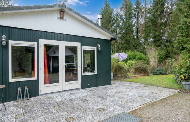 Arendonk Pondside Chalet - Photo 37