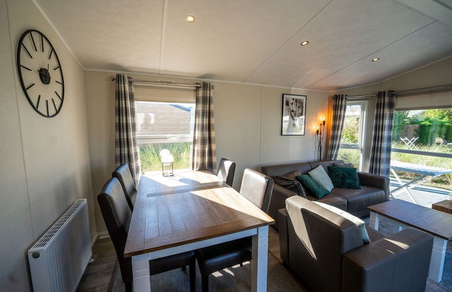 Well-maintained Chalet With Terrace - Photo 11