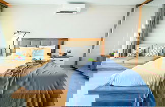 Foto 1 - Big And Comfy Studio At Kemang Village Apartment
