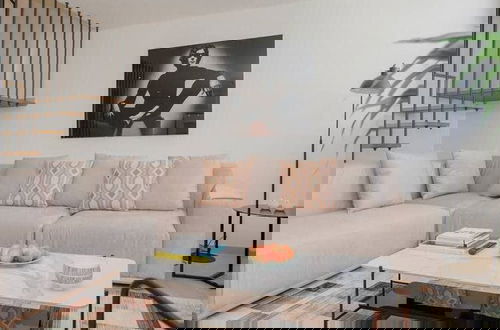 Foto 1 - Liiiving in Porto Luxury Beachfront Apartment VI