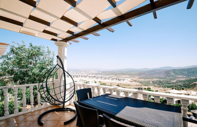 Nature View Villa w Pool 5 min to Beach in Milas - Foto 5