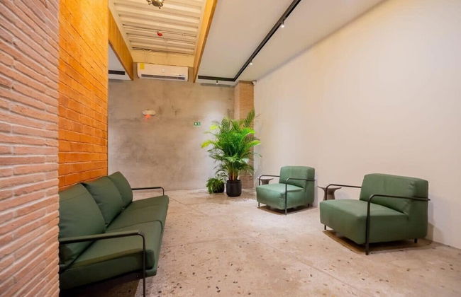 w Exceptional 1BR With Balcony in Casco View - Foto 15