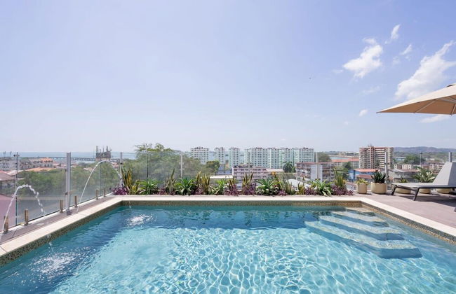 w Exceptional 1BR With Balcony in Casco View - Foto 25
