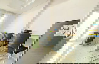 Foto 1 - Good And Warm 1Br At Boutique Kemayoran Apartment