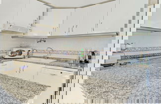 Foto 3 - Modern Villa in a Beautiful Resort of Costa Blanca