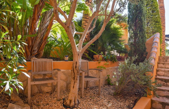 Modern Villa in Cumbre del Sol With Private Pool - Photo 21