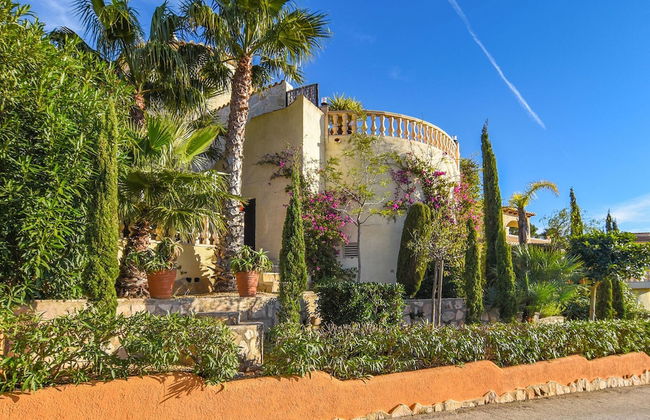 Modern Villa in Cumbre del Sol With Private Pool - Photo 27