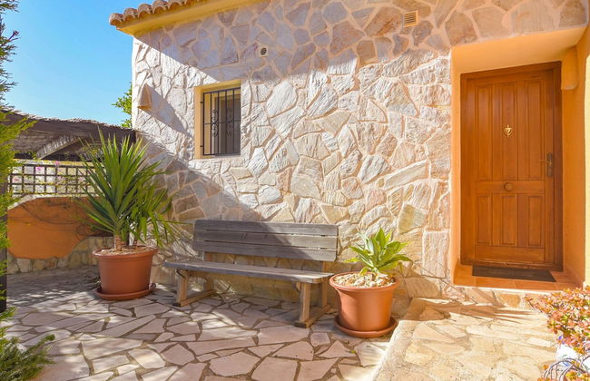 Modern Villa in Cumbre del Sol With Private Pool - Photo 19