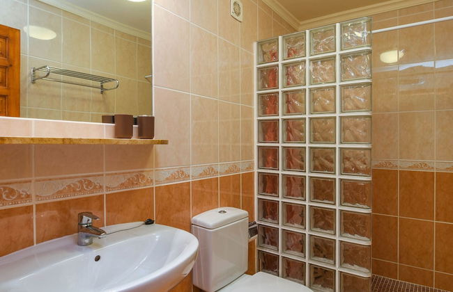 Modern Villa in Cumbre del Sol With Private Pool - Photo 13