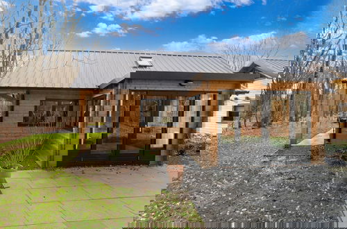 Foto 31 - Cozy Holiday Home With a Private Garden