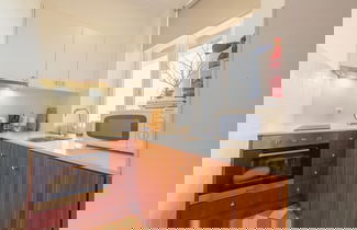 Foto 3 - Downtown Modern Studio by Vacationy