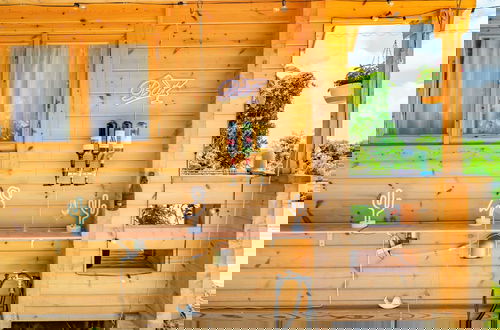 Foto 38 - UMIOTO log