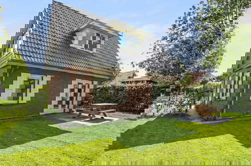 Foto 31 - Holiday Home With Enclosed Garden