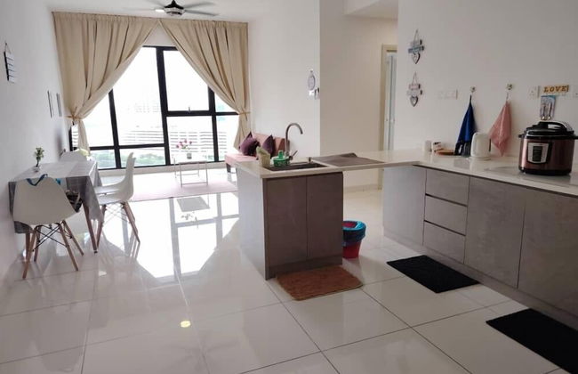 MidValley MegaMall View Southkey Mosaic 2BR 2FREE By Natol - Foto 7