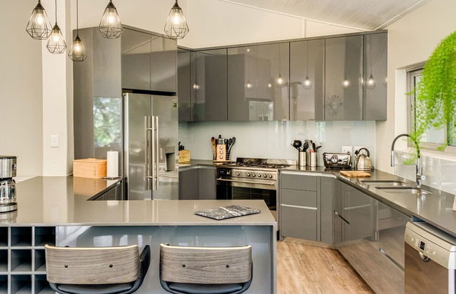 Charming Home With Mountain Views at Rivendell - Foto 8