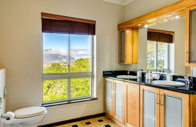 Charming Home With Mountain Views at Rivendell - Foto 19