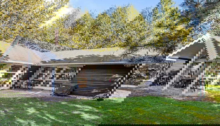 Foto 1 - 10 Person Holiday Home in Vaeggerlose-by Traum