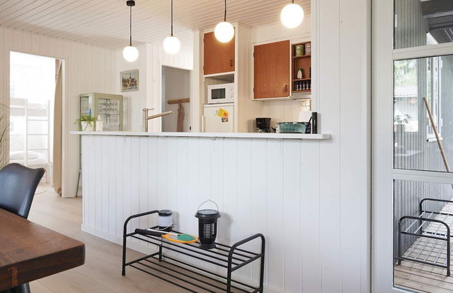 6 Person Holiday Home in Aakirkeby - Foto 12