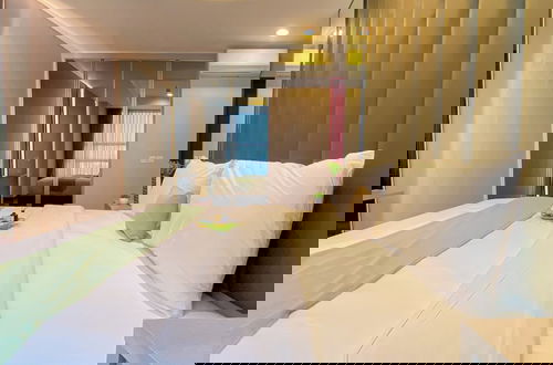 Foto 5 - Spacious And Homey 2Br Apartment With Private Lift At The Kencana Residence