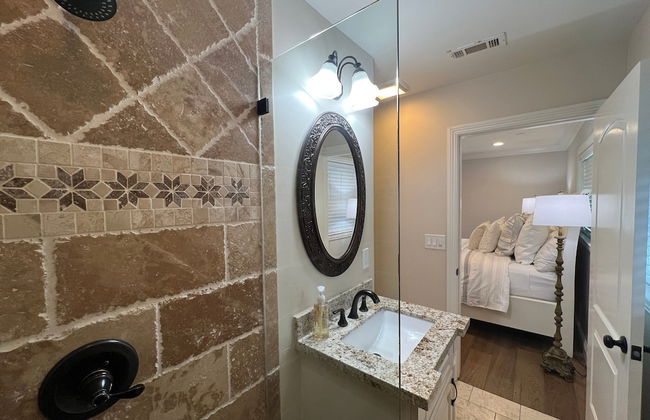 Fantastic 6 bedroom, 4.5 bath home (4 master Suites), pool home - Foto 17