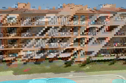 Foto 12 - Cozy Apartment in Empuriabrava With Swimming Pool